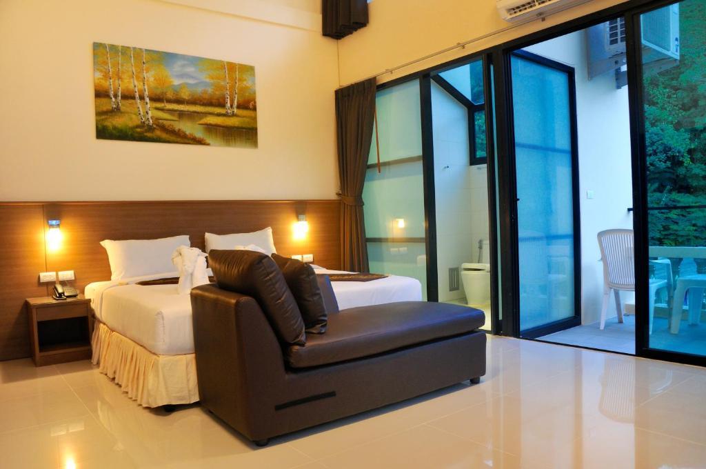 The Wave Hotel Patong Sha Пхукет Номер фото