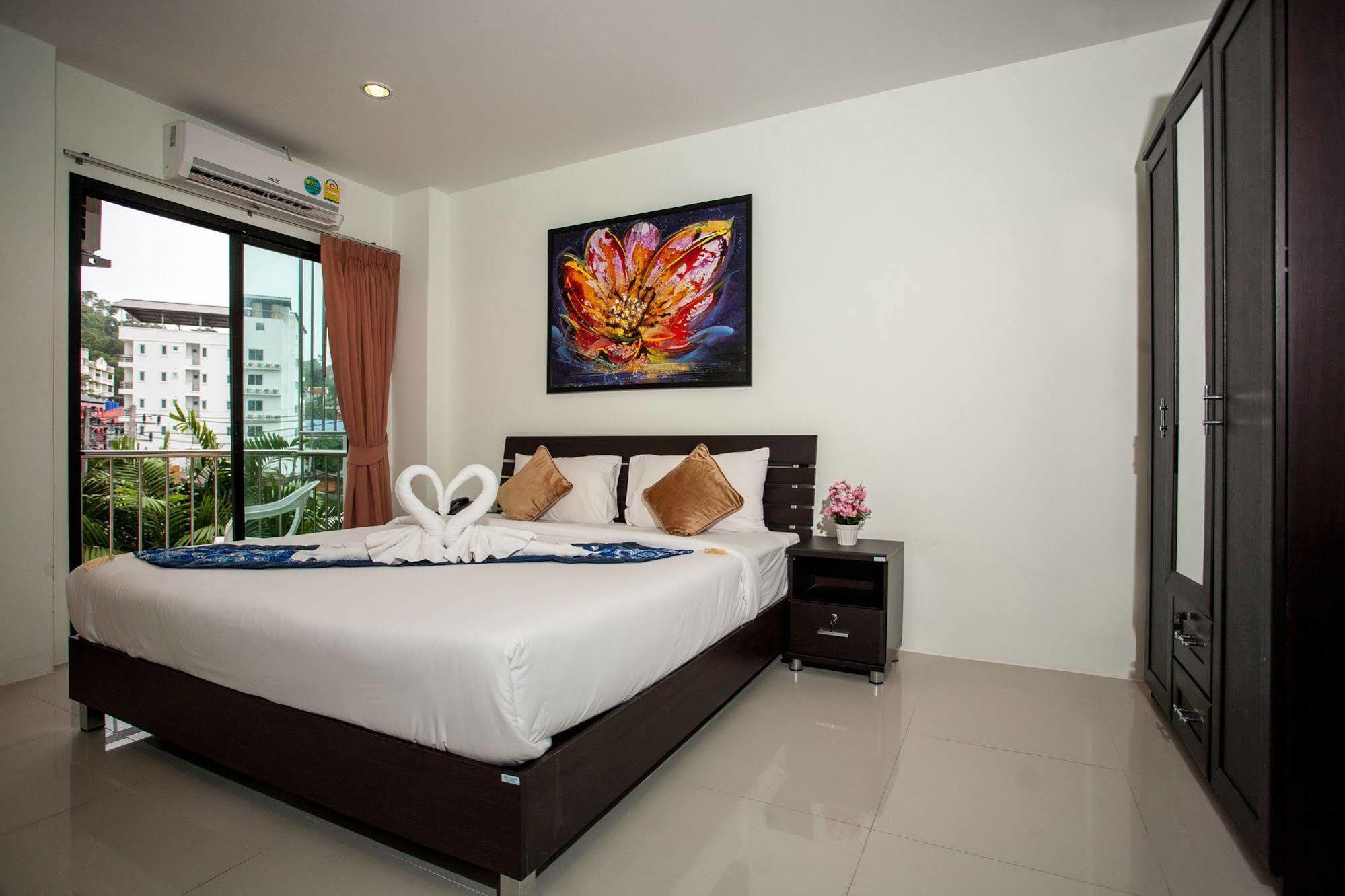 The Wave Hotel Patong Sha Пхукет Экстерьер фото