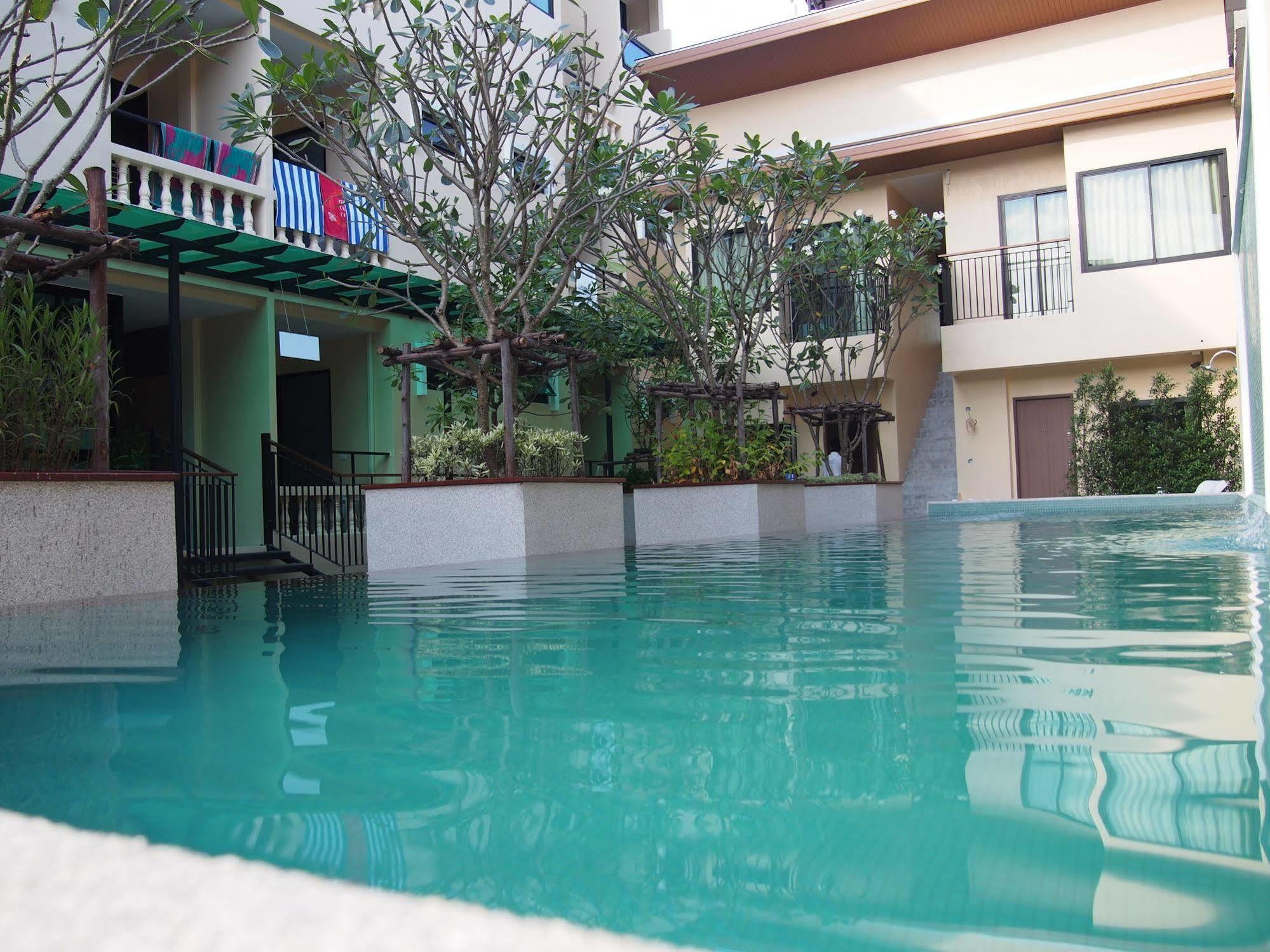 The Wave Hotel Patong Sha Пхукет Экстерьер фото
