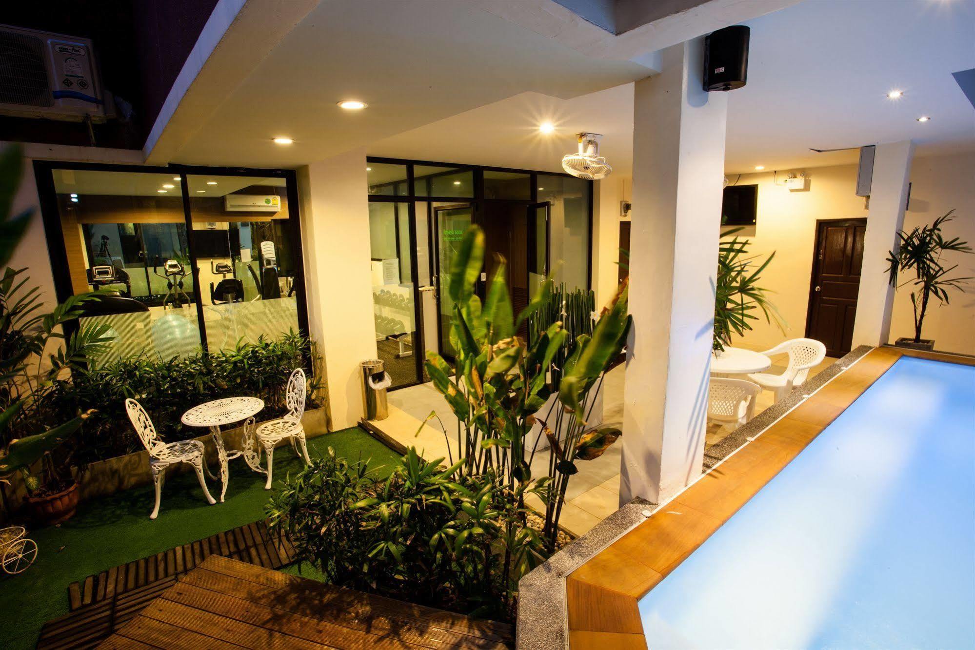 The Wave Hotel Patong Sha Пхукет Экстерьер фото