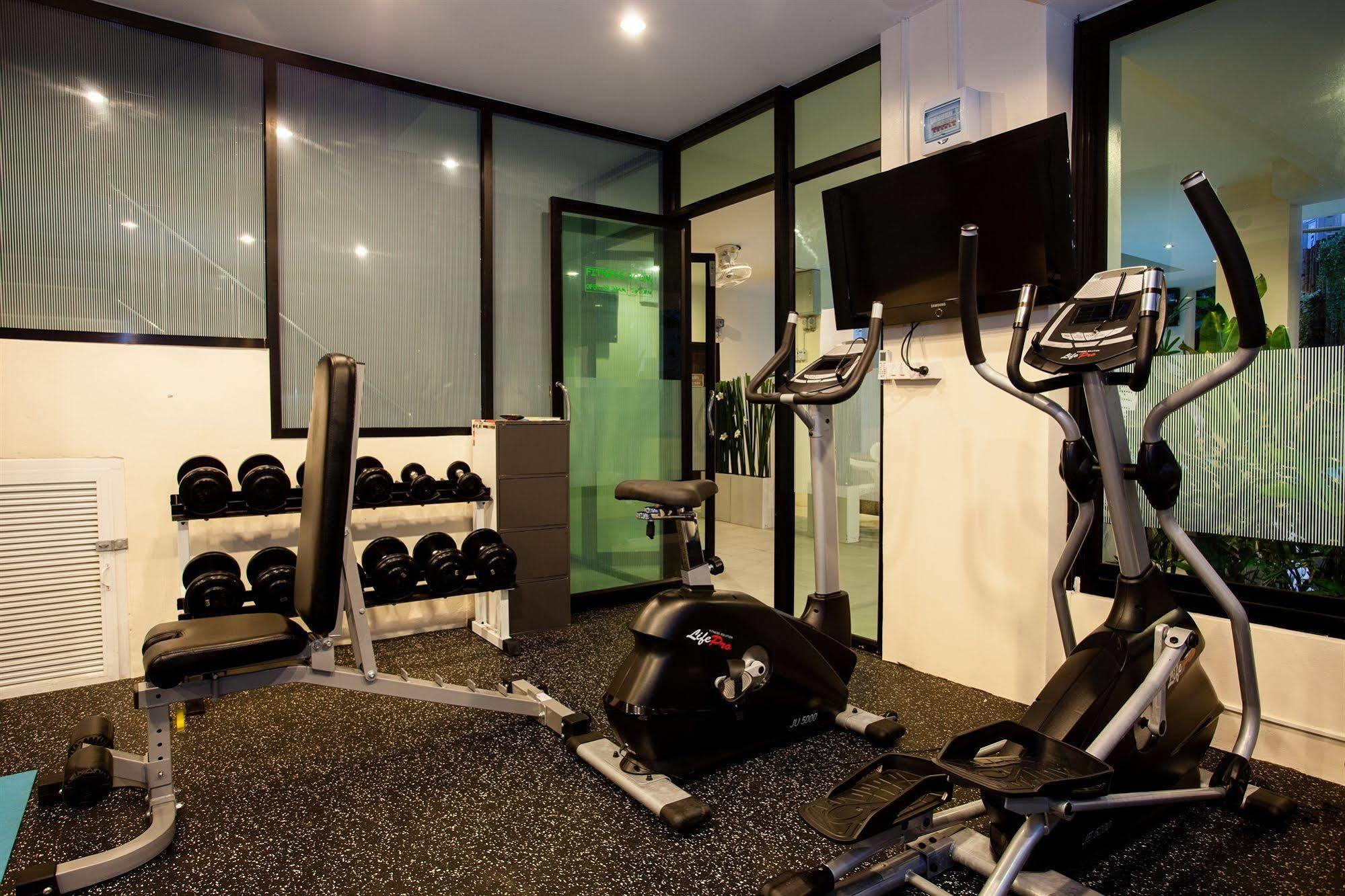 The Wave Hotel Patong Sha Пхукет Экстерьер фото